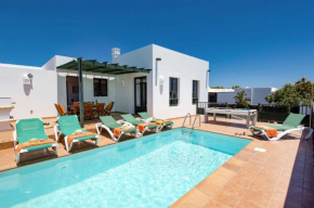 Villa Manrique by Villa Plus